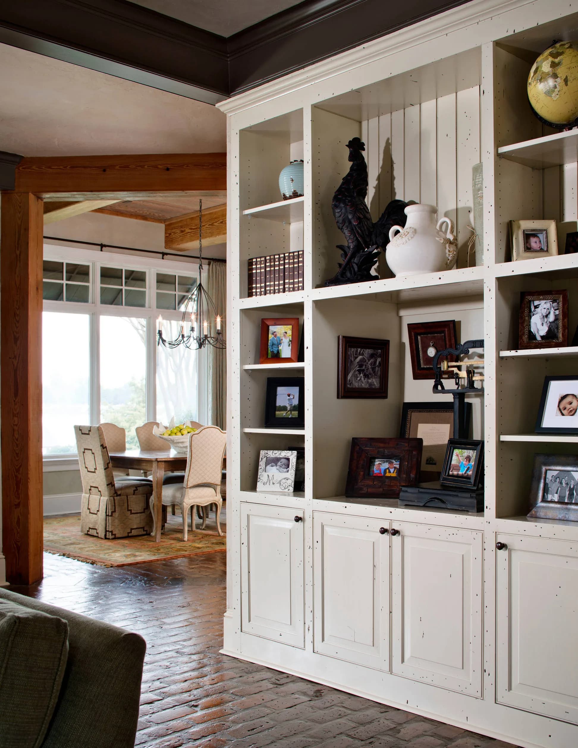 Bespoke joinery and built in shelving