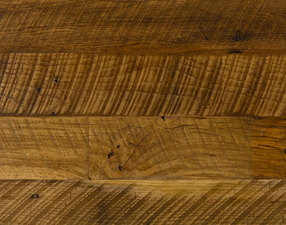 Circle sawn heart pine